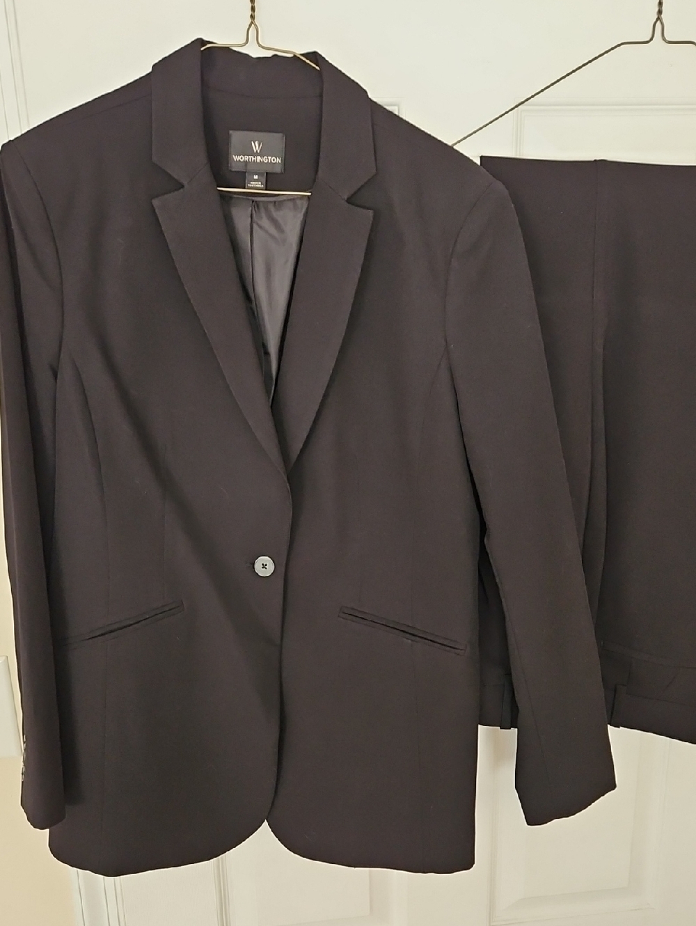 Worthington Women’s Black Single-Button Suit